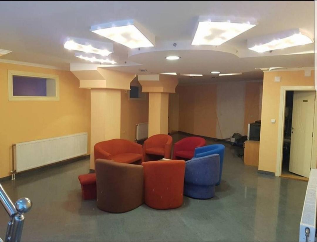 Viktorija Nova Hotel Kanjiza Ngoại thất bức ảnh